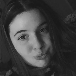 Meet your Posher, Amelia